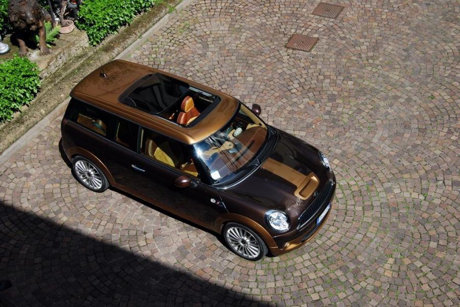  Mini Cooper Clubman Chateau 2009 года  (фото 11 из 16)
